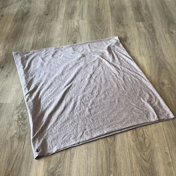 Lululemon button snap  infinity scarf - Picture 4 of 6